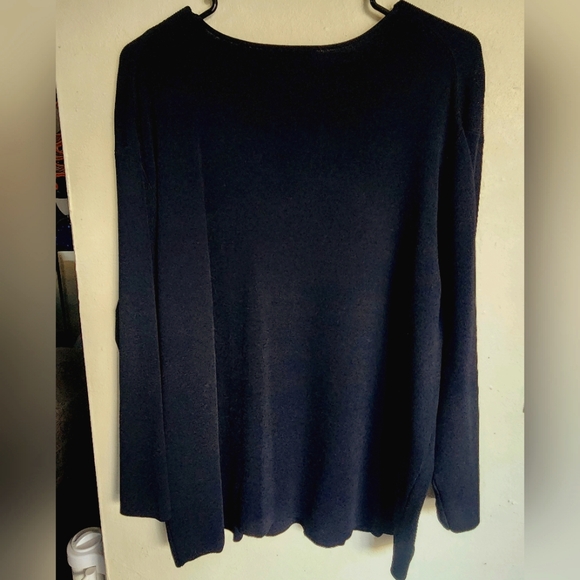 Cable and Gauge Women's Plus Siize Black Long Sleeve Blouse/Top - Picture 3 of 3